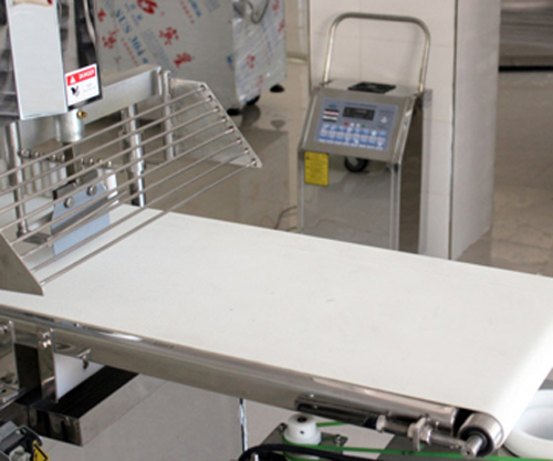 松江AORODO牌移动臭氧发生器